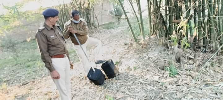 8 घंटे का विषेश छापेमारी अभियान 60 गिरफ्तार 03 हजार लीटर कच्चा शराब विनष्ट