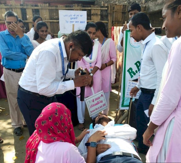 डेंगू में जनभागीदारी पर आरपीएस टीचर ट्रेनिंग के विद्यार्थी करते रहे प्रेरित