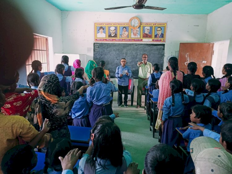 मतदाता जागरूकता के लिए शपथ दिलाया गया